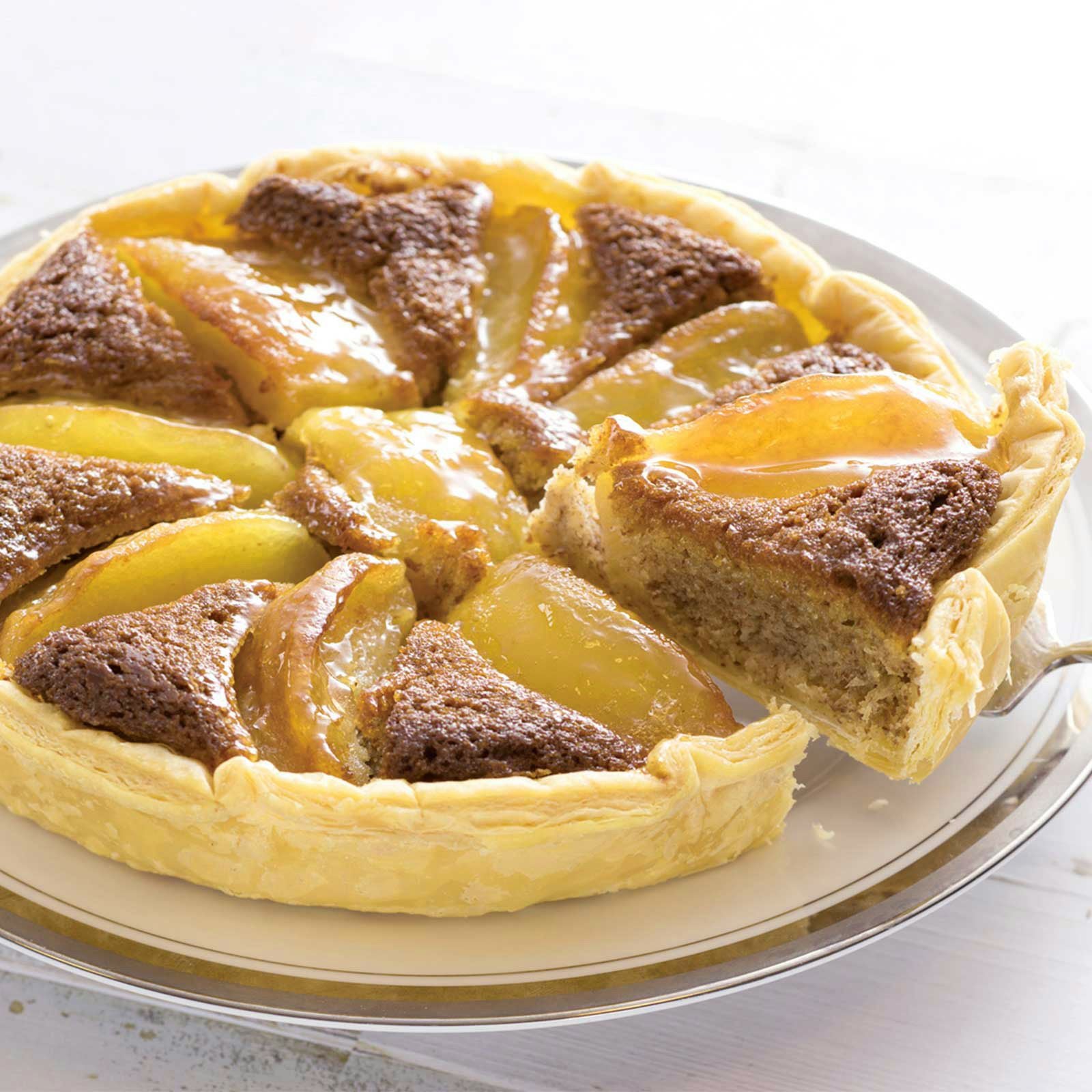 真っ赤な果実のアップルパイ